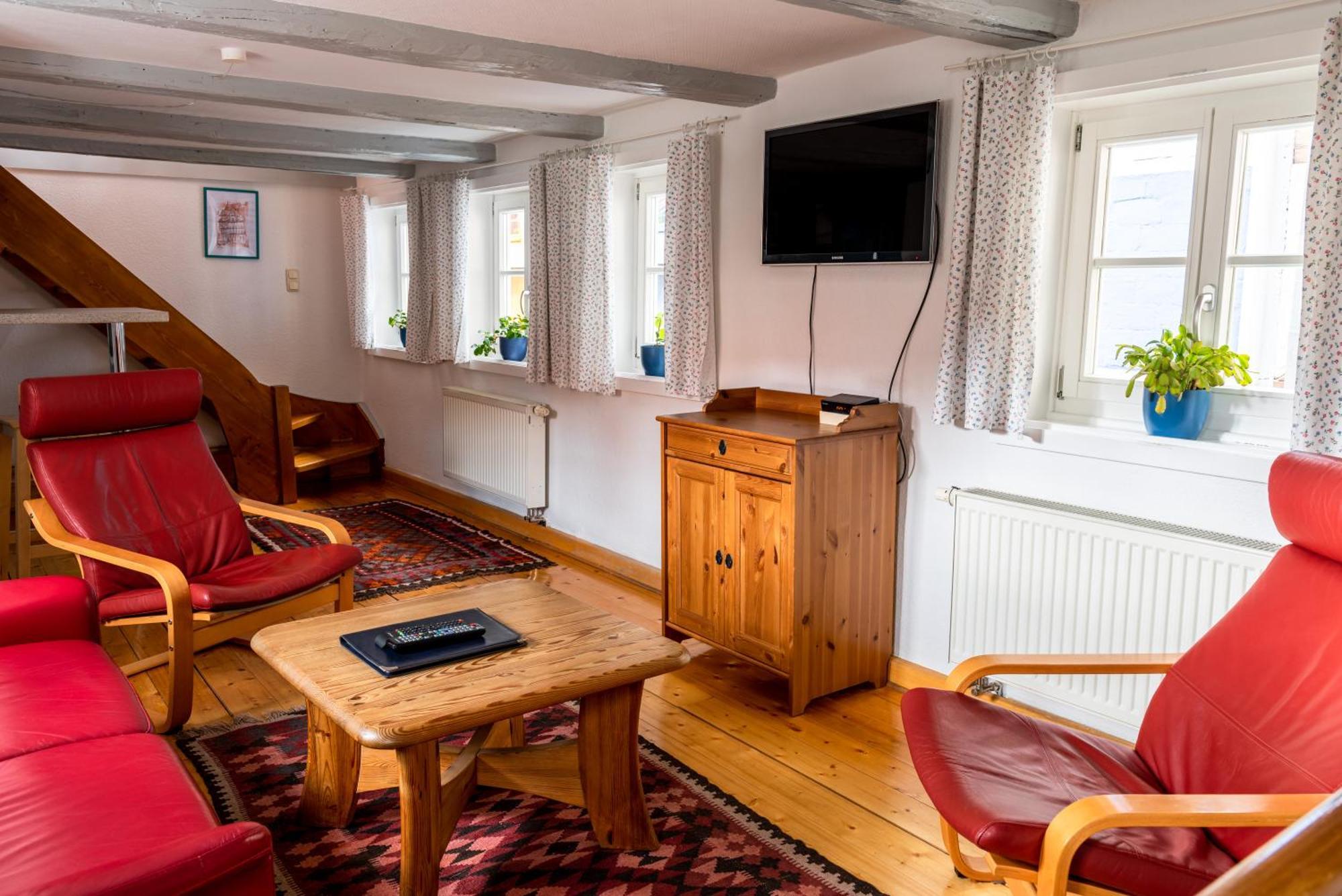 Fachwerkhotel - Ferienhaeuser Vorhof Zur Hoelle Quedlinburg Eksteriør bilde