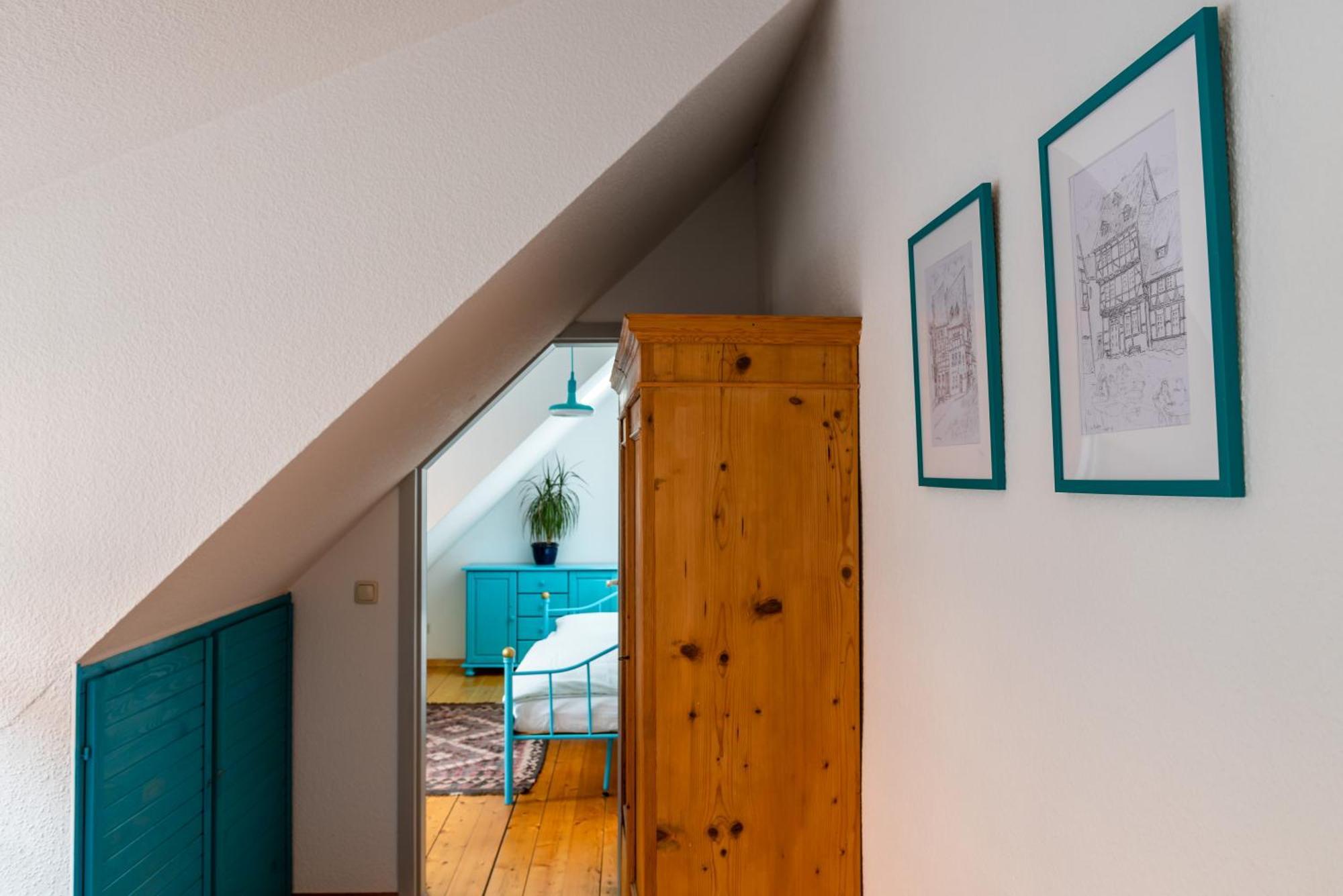 Fachwerkhotel - Ferienhaeuser Vorhof Zur Hoelle Quedlinburg Eksteriør bilde