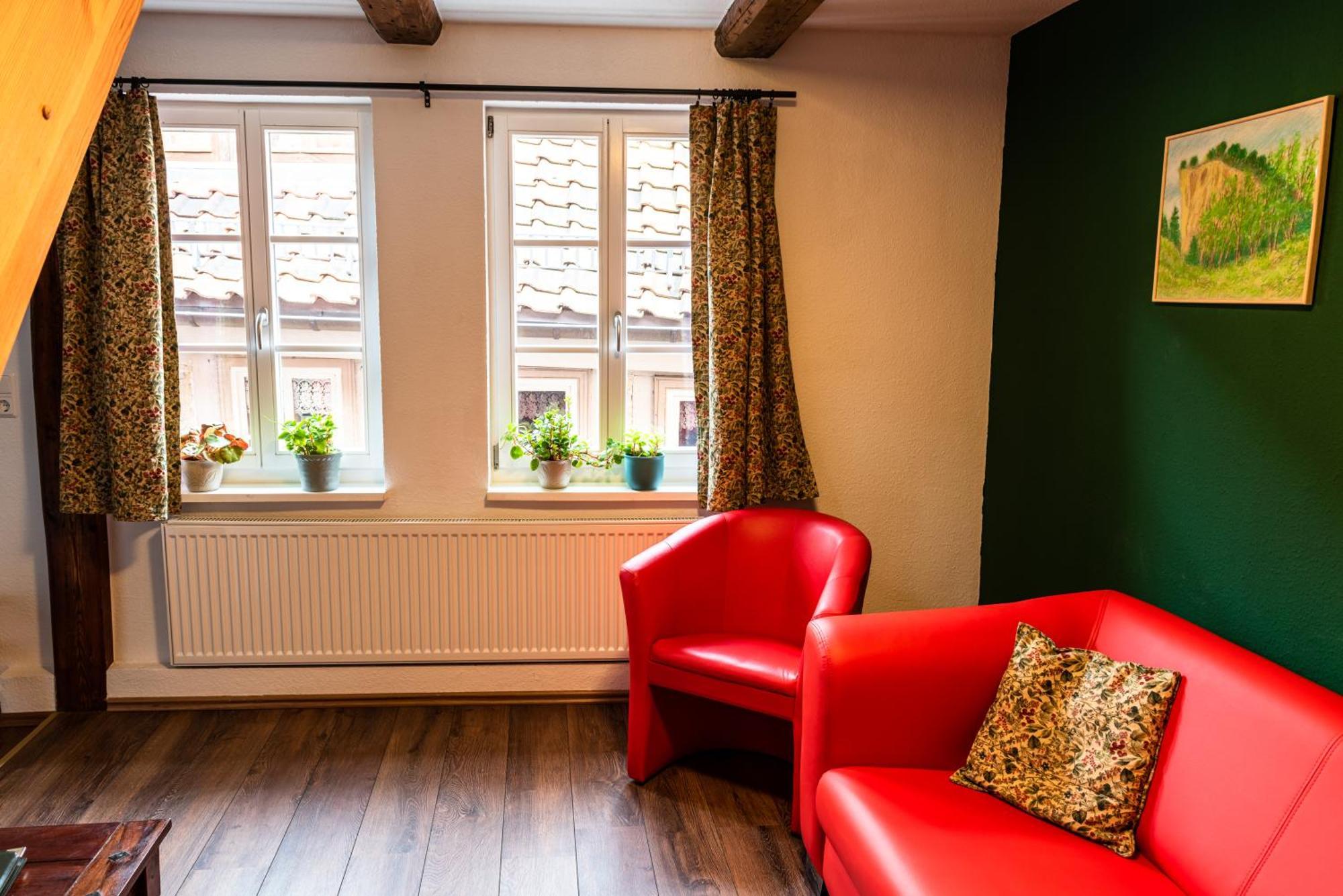Fachwerkhotel - Ferienhaeuser Vorhof Zur Hoelle Quedlinburg Eksteriør bilde