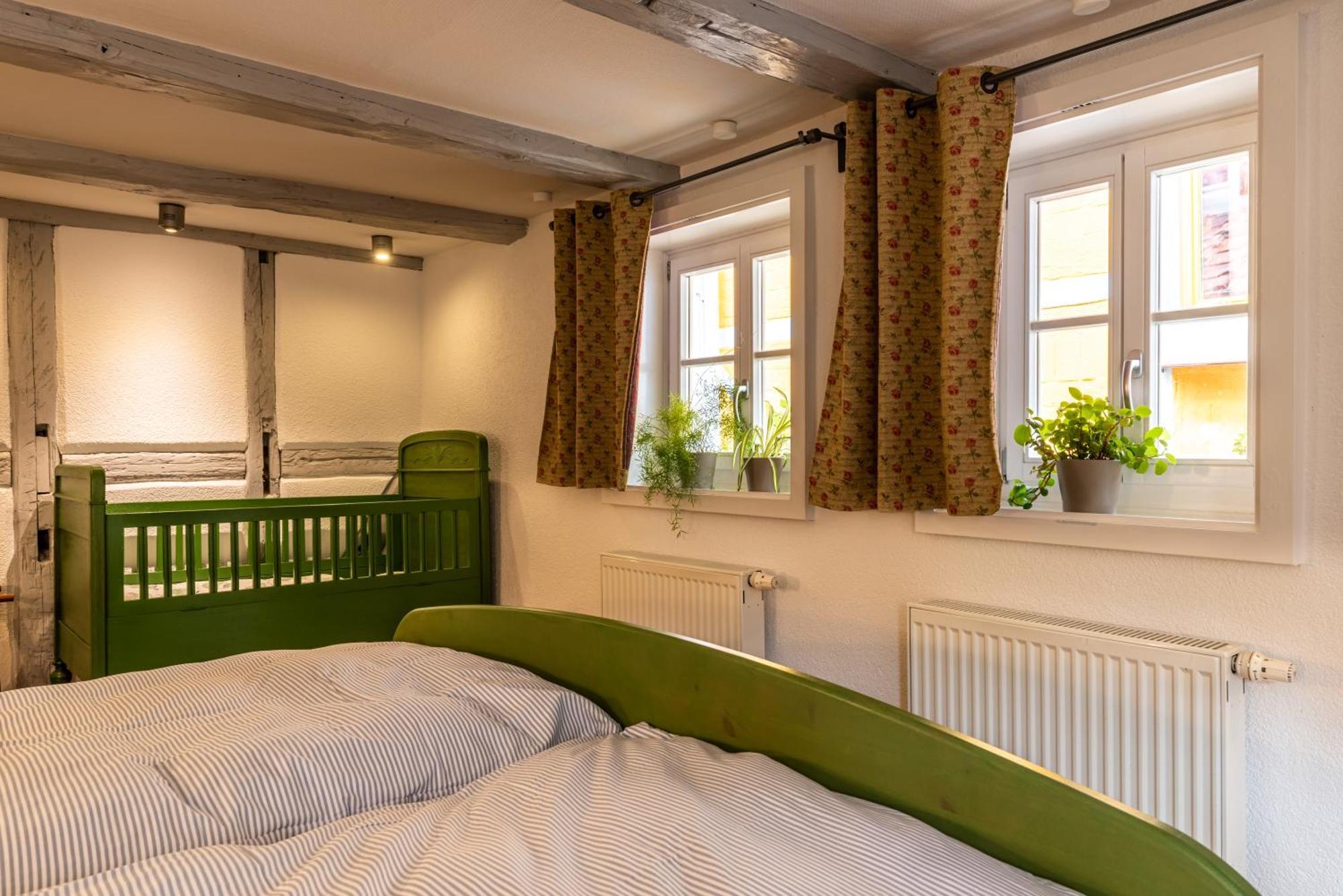Fachwerkhotel - Ferienhaeuser Vorhof Zur Hoelle Quedlinburg Eksteriør bilde