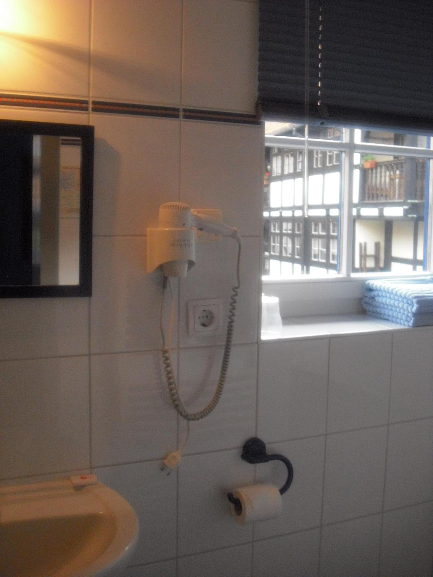 Fachwerkhotel - Ferienhaeuser Vorhof Zur Hoelle Quedlinburg Rom bilde